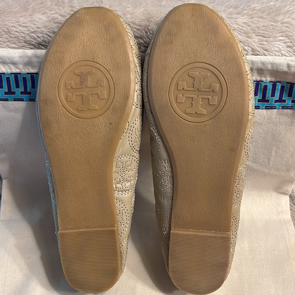 TORY BURCH Chelsea Stitched Logo Ballerina Flats - Picture 7 of 9